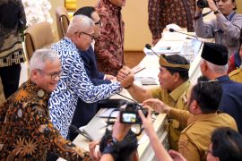 Gubernur Kaltara minta pelepasan lahan untuk pembangunan dipermudah