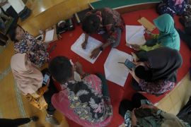Wagub DIY: Pelatihan membatik difabel perluas kesempatan berkarya