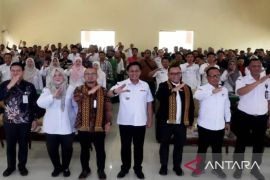 Pemkab Lamsel perkuat akses pembiayaan untuk petani kelapa