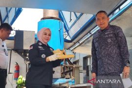 2,06 kg kokain dan 993 gram sabu dimusnahkan di Makassar
