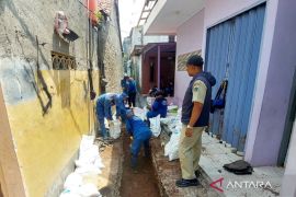 Cegah banjir, SDA Jaktim revitalisasi saluran air sepanjang 52 meter