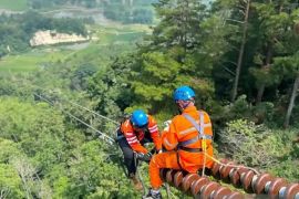Semangat Hari Pelanggan Nasional, PLN sigap amankan keandalan transmisi 275 kV di Sumatera Barat