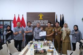 Kemenkum dampingi Bangka Barat daftarkan IG Kopiah Resam