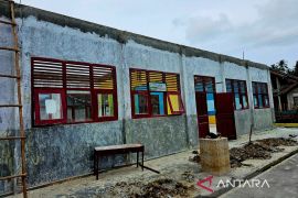 Kemendikdas revitalisasi 28 sekolah di Anambas