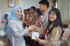 Bank Sumsel Babel-Pemkab Bangka beri lierasi "Internet Sehat di Lingkungan Sekolah"