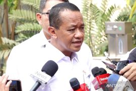 Bahlil: Kelangkaan BBM di Makassar telah diselesaikan