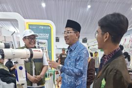 Dirjen Bimas Islam kunjungi stand planetarium UIN Walisongo, apresiasi edukasi astronomi