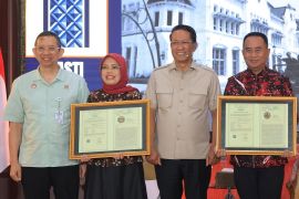 DJKI serahkan sertifikat dua indikasi geografis dengan jumlah terdaftar 263 produk