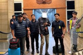 Imigrasi di Bali pulangkan WNA Ethiopia buron Interpol kasus penipuan