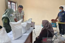 Bulog prioritaskan daerah terpencil salurkan bantuan pangan di Kalimantan Tengah