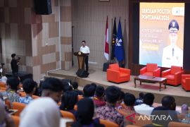 Edi Kamtono dorong generasi muda melek politik