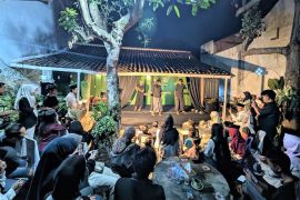 Anggota DPRD Jatim apresiasi penampilan Teater Jepang di Magetan