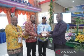 Pemprov Papua Pegunungan salurkan bantuan Rp200 juta sukseskan konferensi GKII