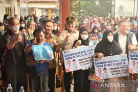 Pemprov Kalteng salurkan bantuan pangan untuk warga terdampak karhutla di Murung Raya