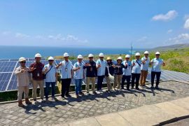 Sistem kelistrikan di Nusa Penida terapkan "smart microgrid" integrasikan energi surya