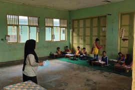 Hindari patungan kursi, Pemkab Rejang Lebong sediakan mebel SDN 127