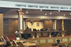 Gubernur Koster paparkan deretan megaproyek infrastruktur Bali di Paripurna DPRD