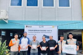 PLN Tebar berkah daging kurban untuk ratusan warga di Jambi