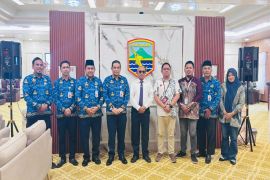 Pemkab Kotabaru dan Telkom bahas pembangunan BTS