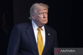 Trump menolak upaya bangun struktur global kendalikan AI