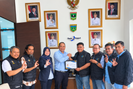 Tongkat Pimpinan Bank Nagari Padang Panjang Berganti, Rinche Lanjutkan Sinergi Handre