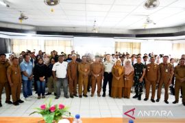 Pemkot Bima menekan pengiriman PMI nonprosedural hingga nol