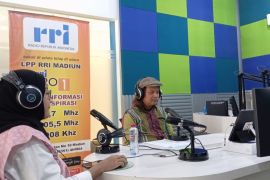 Akademisi: Radio tetap relevan meski platform terus berubah