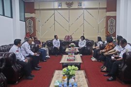 Pemkab Gumas-Kanwil Kemenkum kolaborasi penguatan regulasi optimalisasi pajak