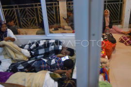 Pengungsian korban banjir bandang Solok