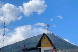 PPG Ile Lewotolok mencatat 5.350 erupsi pada awal September