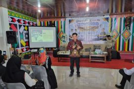 Disarpus latih guru dan pustakawan kelola informasi