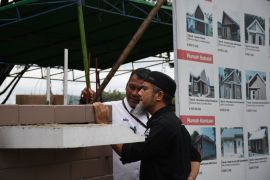 Kunjungi Rumah Contoh, Akademisi Unand: Inovasi SEPABLOCK Praktis, Presisi, dan Kokoh