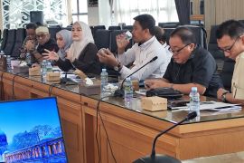 Komisi III DPRD Kalsel dorong integrasi rute Trans Banjarbakula