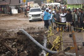 Wapres tinjau lokasi banjir bandang Solok
