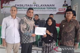 DRKA dan Disdukcapil Aceh Barat hadirkan layanan adminduk terpadu