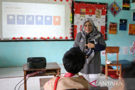 UNP perkuat literasi mitigasi banjir guru dan siswa SMPN 1 Ulakan Tapakis berbasis teknologi geospasial