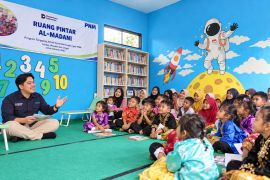 PNM sulap lumbung desa jadi ruang belajar anak