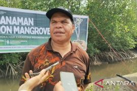 Pemprov PBD beri bantuan 110 boks pendingin bagi nelayan Maybrat