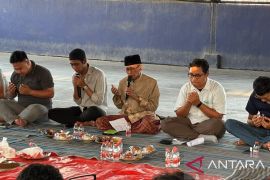Karyawan di lima pabrik PT SPS doakan korban kecelakaan kerja