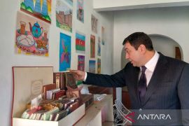 Kunjungan Dubes picu keingintahuan anak-anak akan budaya Azerbaijan