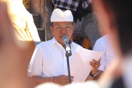 Koster: Saya beri waktu sampai April 2027 semua pihak harus gunakan aksara Bali