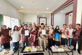 Dorong pengembangan ekomomi daerah, OJK Lampung dukung PKS penggemukan sapi di Lampung Timur