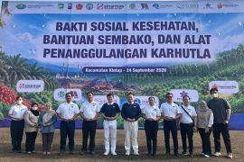 Pemerintah dan perusahaan perkebunan peduli masyarakat Tanah Laut
