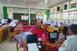 MTsN 11 Agam gelar pelatihan jurnalistik bagi 38 siswa