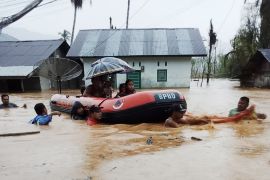 Hujan deras, Tujuh Kecamatan di Tapanuli Tengah terendam banjir