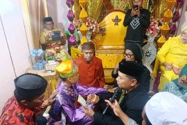 KUA Sumalata Gorontalo Utara nikahkan pasangan pengantin disabilitas