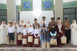 Peringati Hari Kesatuan Gerak Bhayangkari, Kapolres Simalungun santuni anak yatim