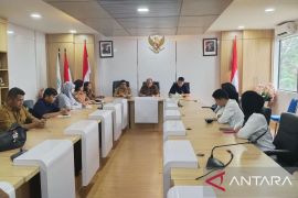 Satgas MBG teliti sampel buah naga mengandung bakteri Bacillus cereus