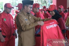 Pemkab Sumenep gelorakan sepak bola di kalangan pelajar