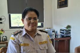 Barantin NTT rutin memusnahkan media pembawa penyakit hewan